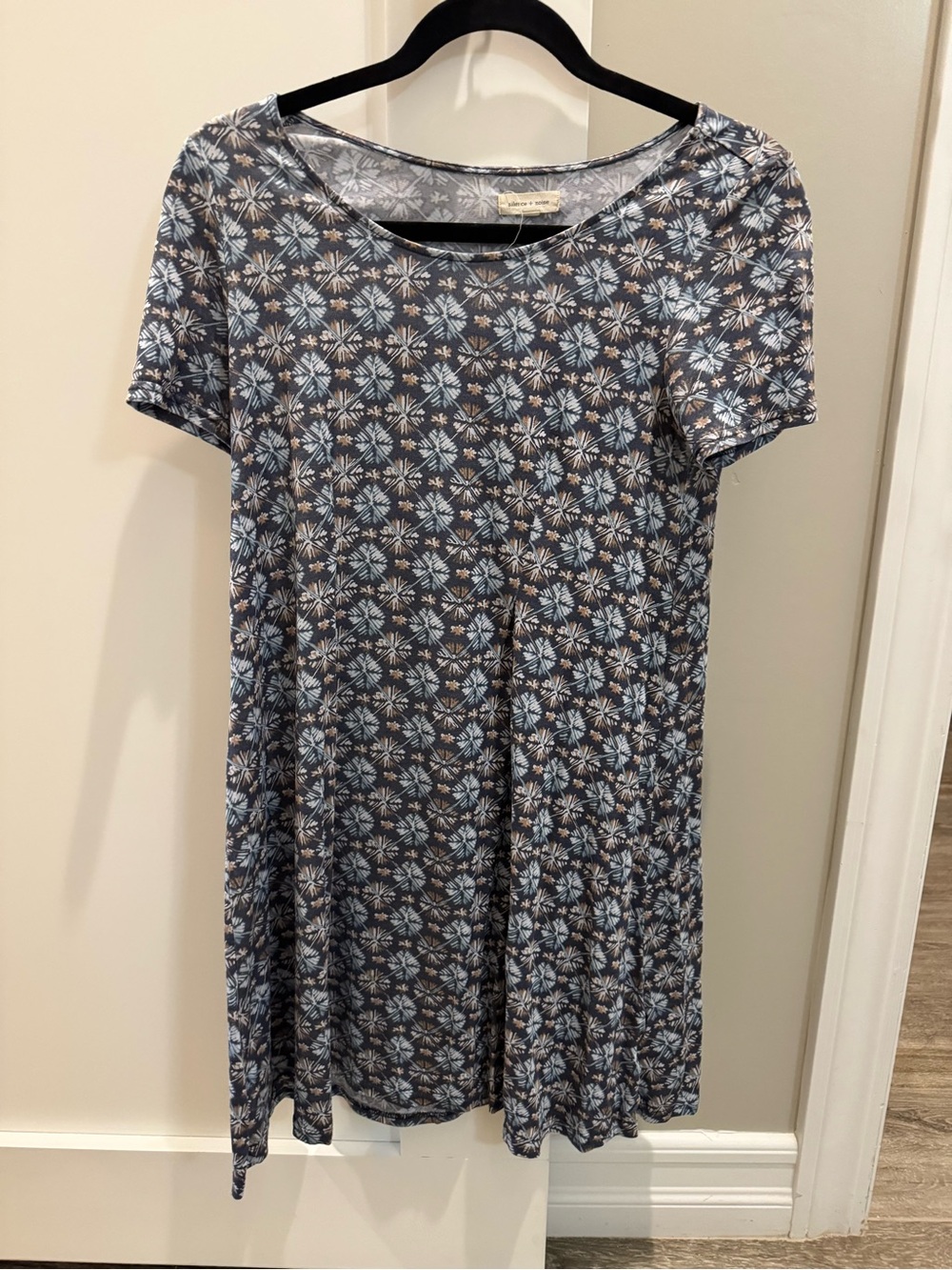 silence + noise Blue Floral Short-Sleeve A-Line Dress